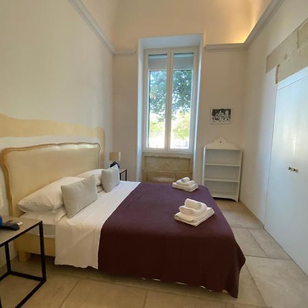 Suite Nina Lecce Exterior foto