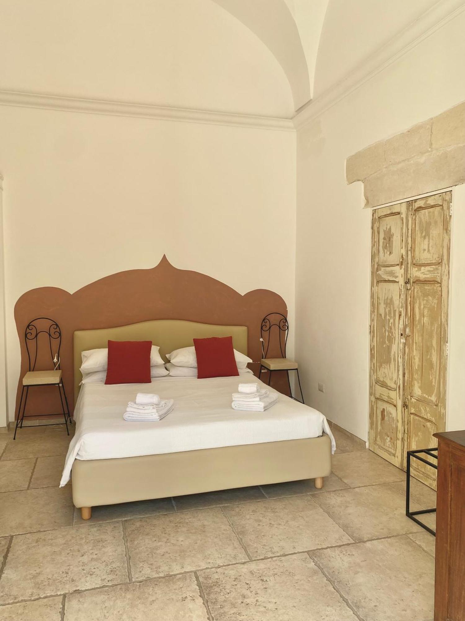 Suite Nina Lecce Exterior foto