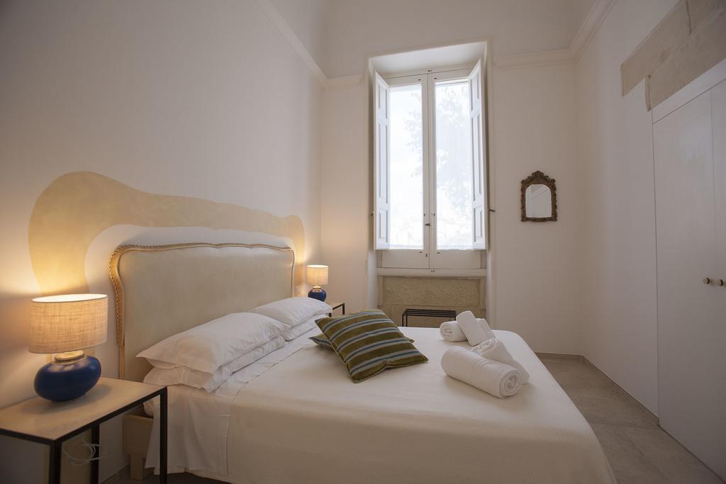 Suite Nina Lecce Exterior foto